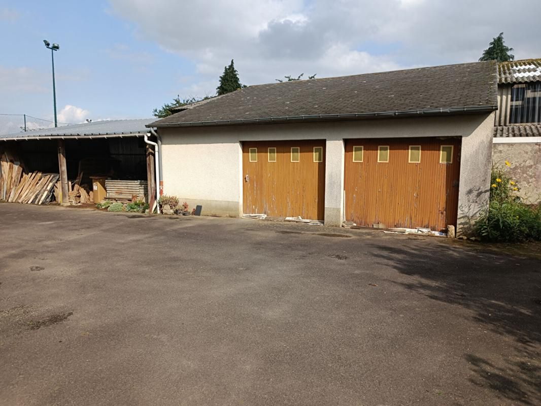 SENS-DE-BRETAGNE MAISON CONTEMPORAINE 2