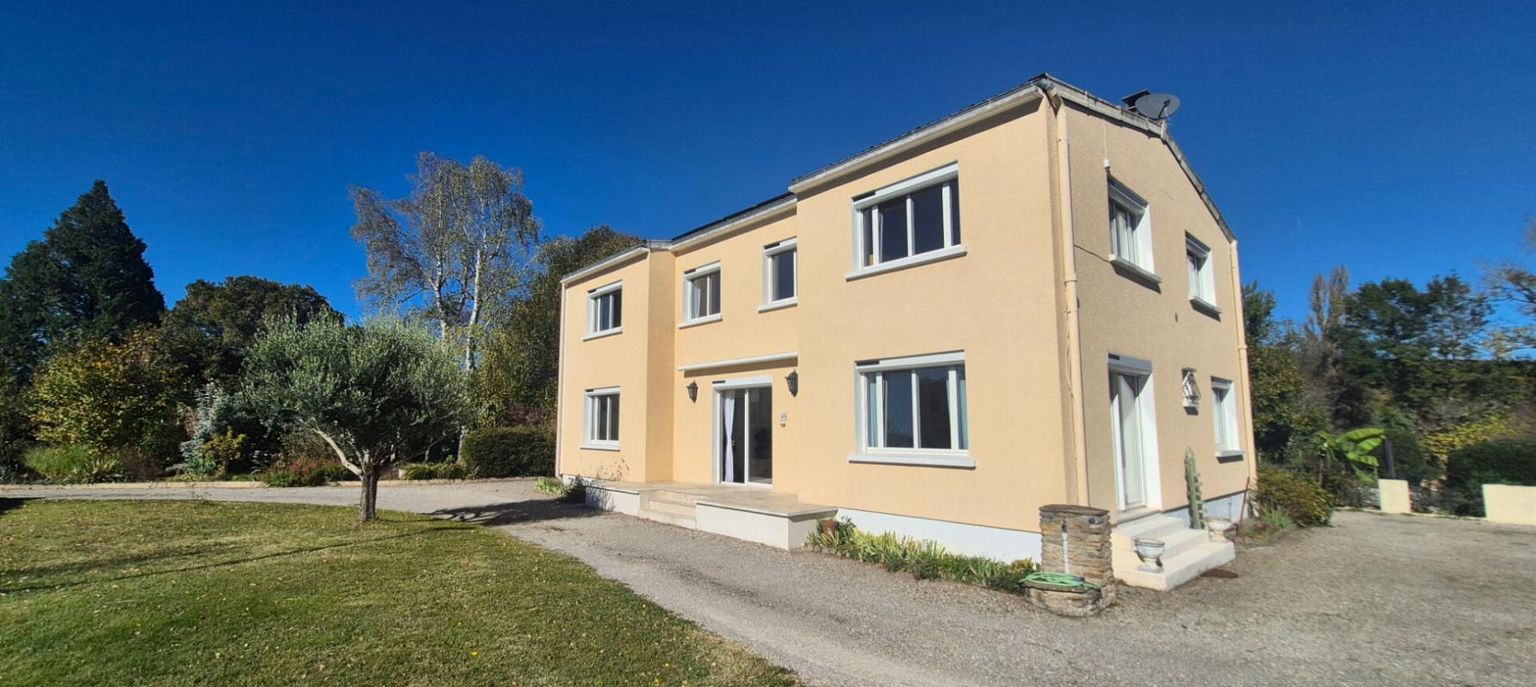 LERAN Maison Léran en Ariège, 8 pièce(s) 230 m2 2