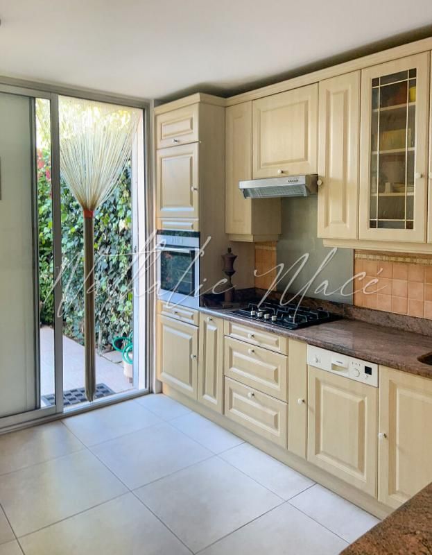 LE CANNET Maison Le Cannet 84m2 - 628 950 euros 4