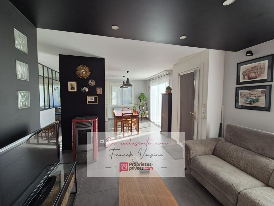 LES HERBIERS A VENDRE en Exclusivité aux Herbiers, maison de 102 m2 avec 4 chambres sur une parcelle de 1000 m2 env 1