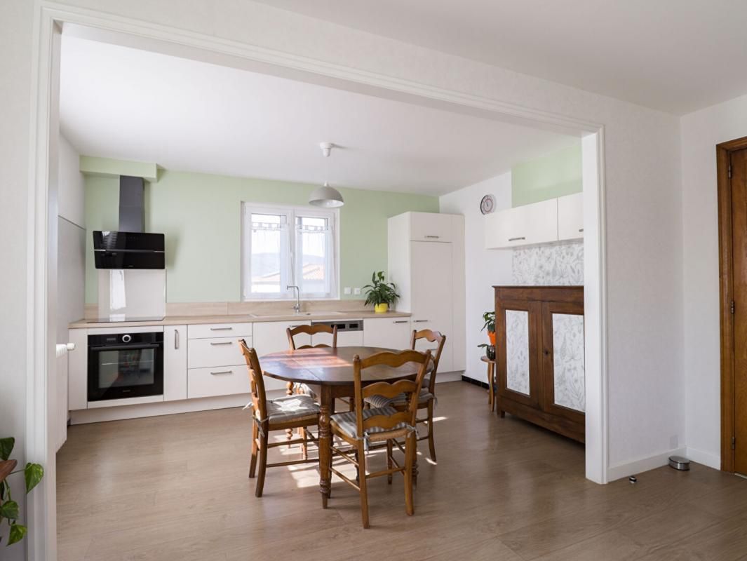 PONT-DE-LARN Maison 4 pièces à vendre à PONT-DE-LARN 4