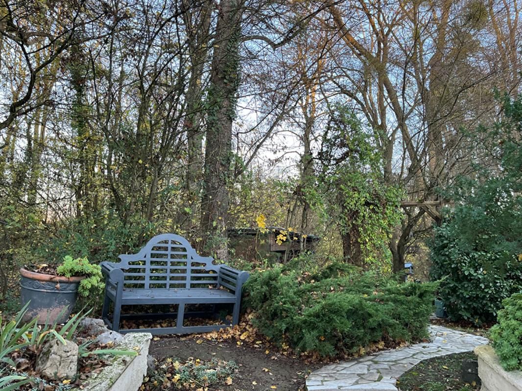 LE MEUX Maison Le Meux 7 pièce(s) 148 m2 4