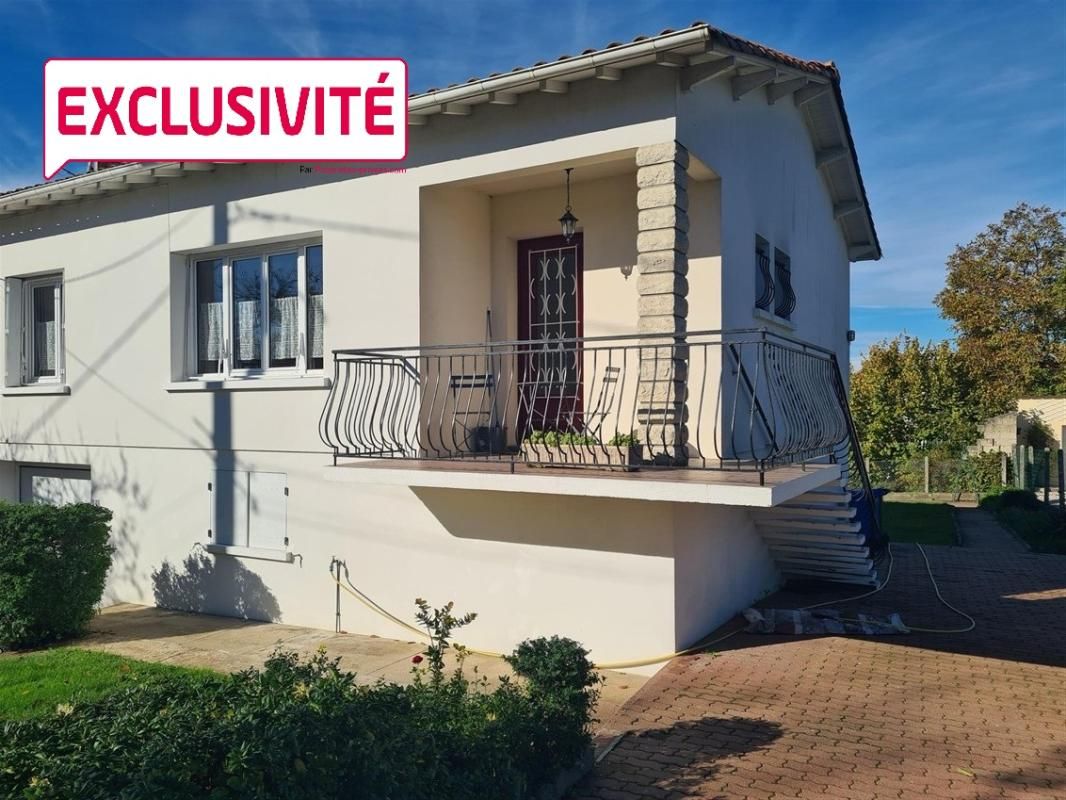 SAINTES Maison à Saintes 4 pièces 84 m² sur sous sol 1