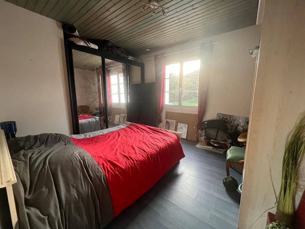 LA BARRE-DE-MONTS Maison La Barre De Monts 5 pièce(s) 142 m2 4