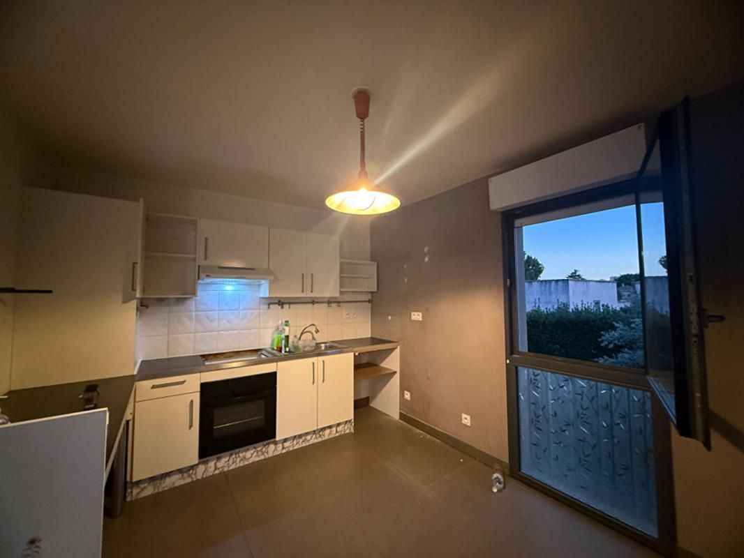 ISTRES Appartement 2 chambres avec terrasse et garage 2