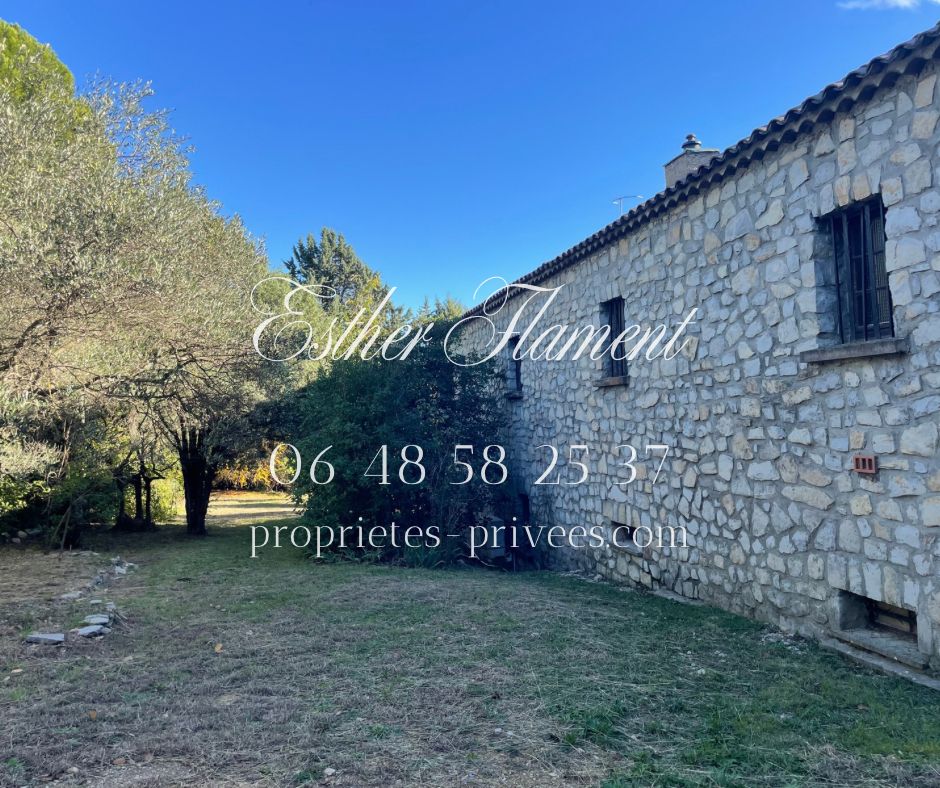 BOISSET-ET-GAUJAC Maison familiale avec vue dégagée et grand terrain arboré 4