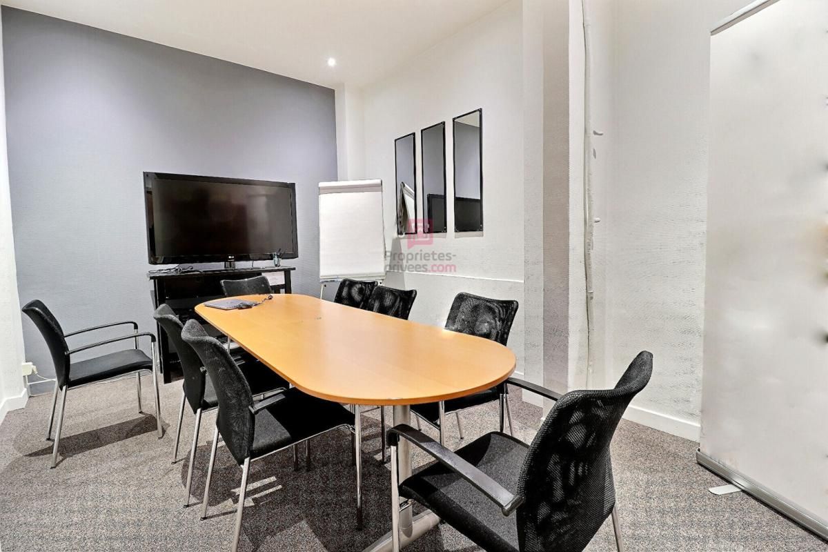 PARIS-5E-ARRONDISSEMENT 75005 PARIS - LOCATION, BUREAUX 146 m²,  (Luxembourg / Saint-Michel) 2