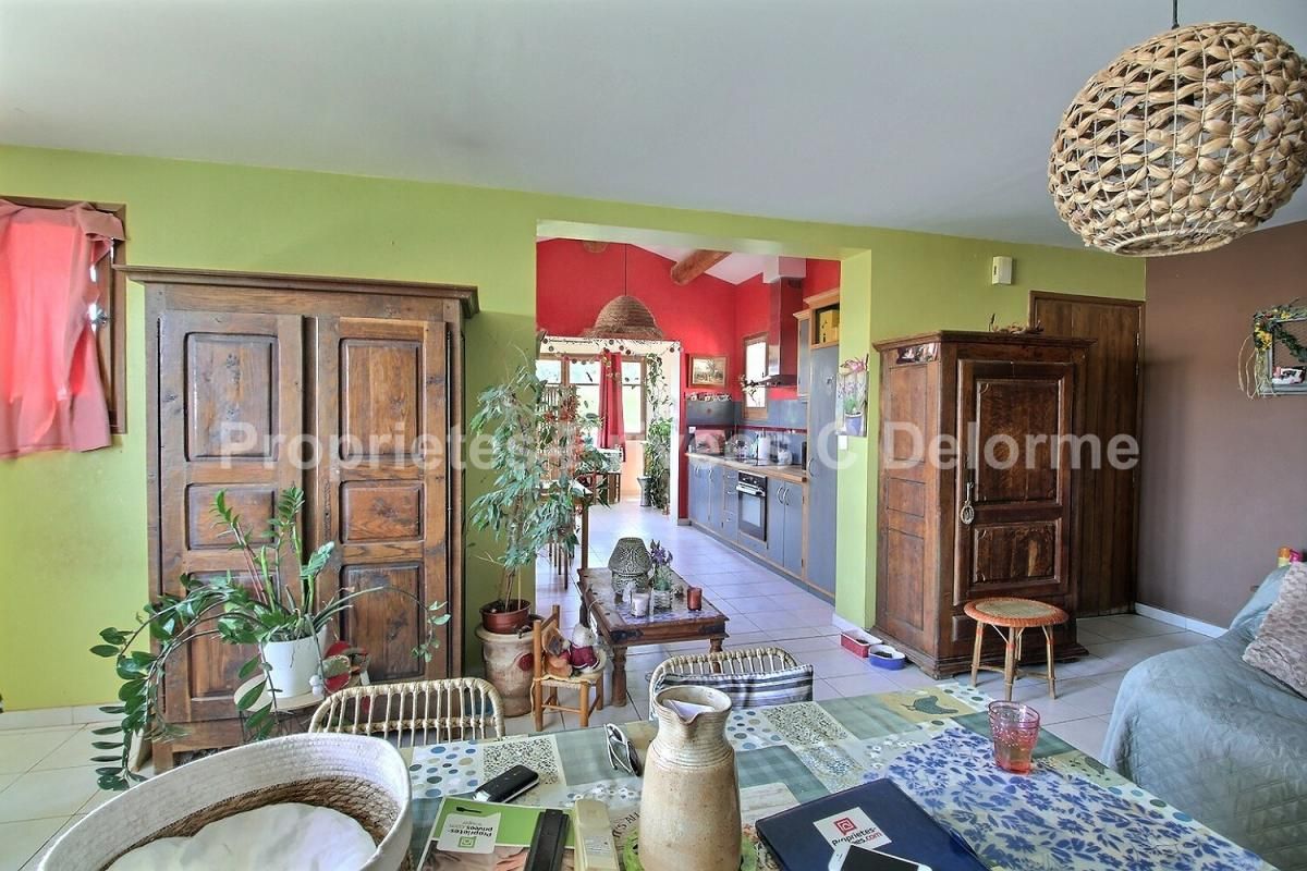 ISSIRAC Barjac Goudargues, VIAGER OCCUPE SUR 1 TETE, Villa de 2011, Issirac 30760, 2 chambres ,95.4 m2 avec terrain de 4276m2 Constructible 4