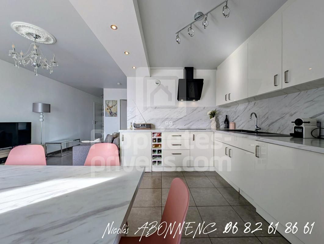 ECHIROLLES Appartement  2 pièce(s) 47 m2 4