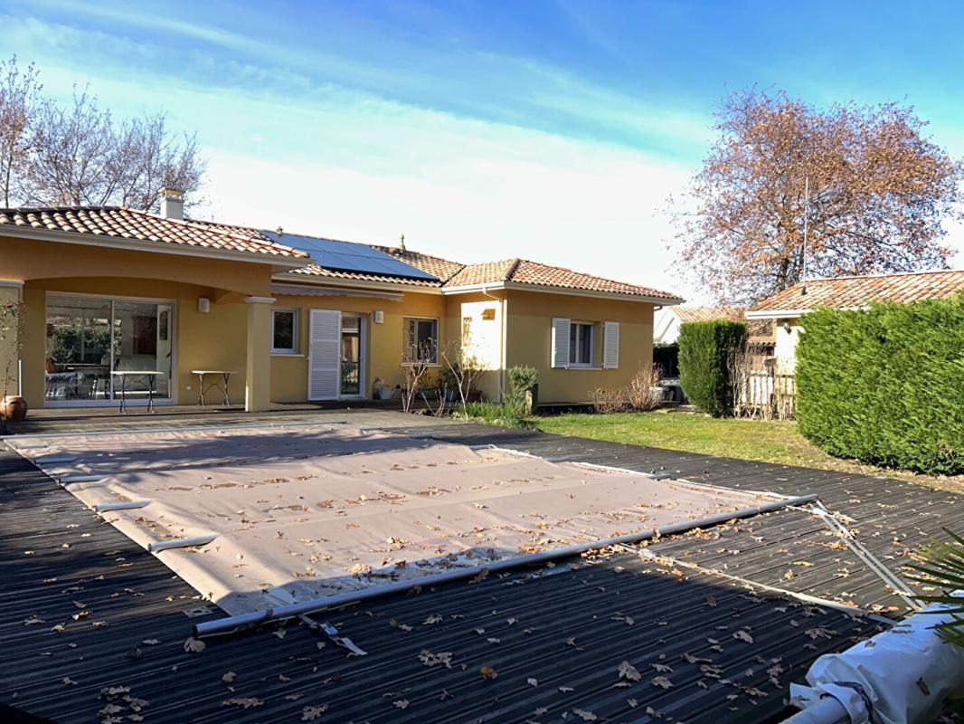 CARCANS A vendre maison familiale à CARCANS 1