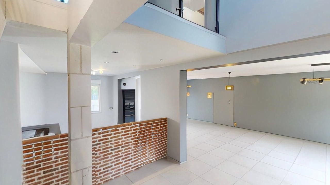 CANDE-SUR-BEUVRON Maison 5 pièce(s) 160 m2 3