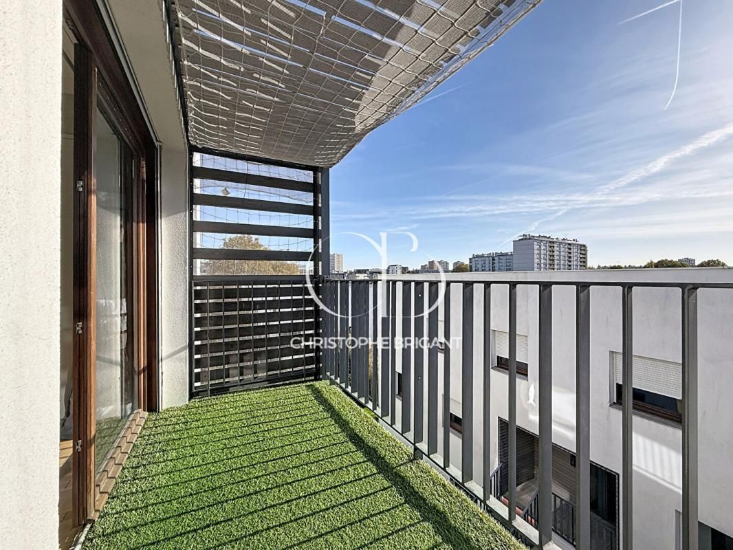 LE KREMLIN-BICETRE Appartement LIMITIE Le Kremlin Bicetre 3 pièce(s) 64.26 m2 2