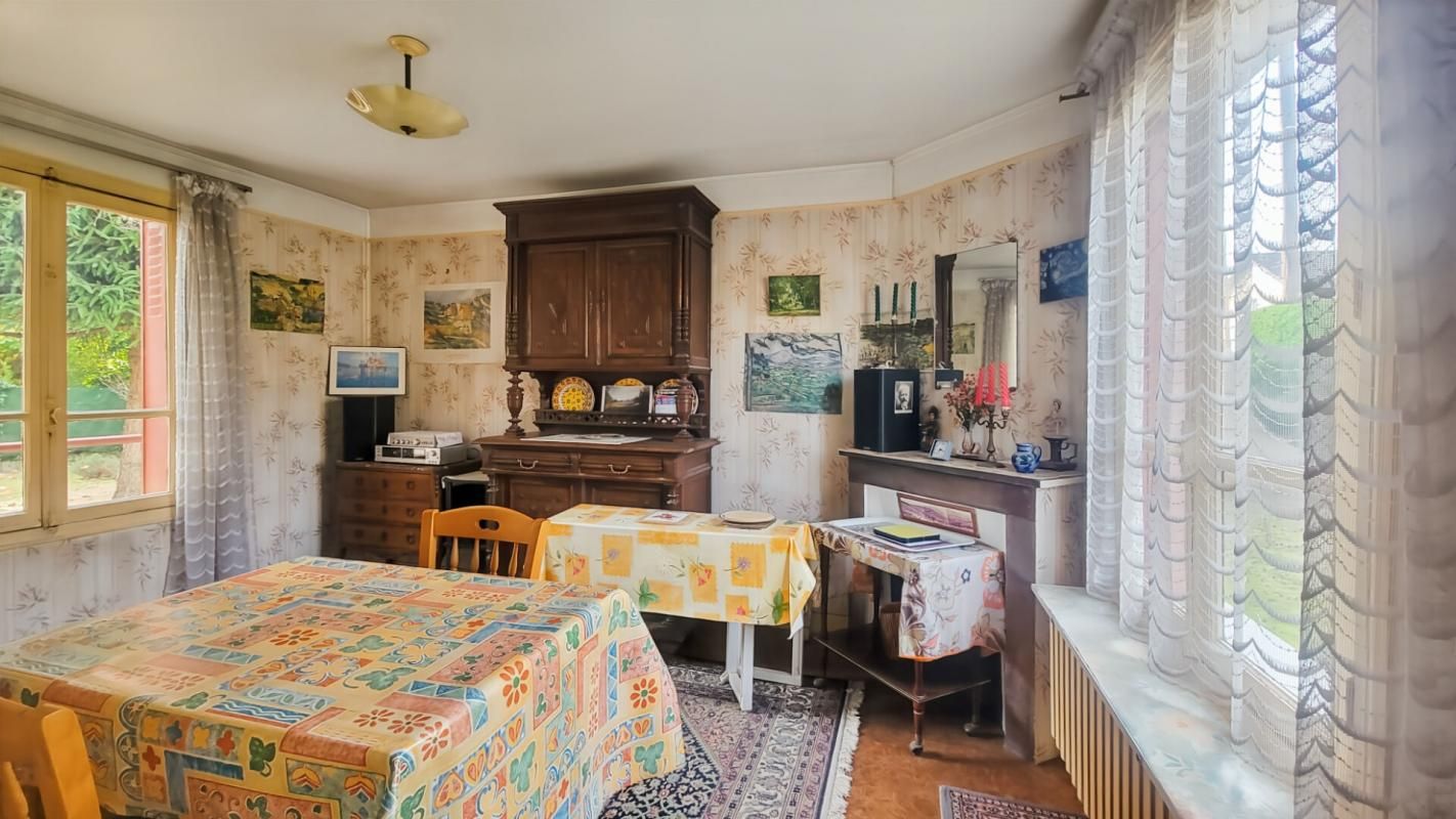 VAIRES-SUR-MARNE Maison à 600 mètres de la gare de Vaires Sur Marne 3 pièces 66 m2 3