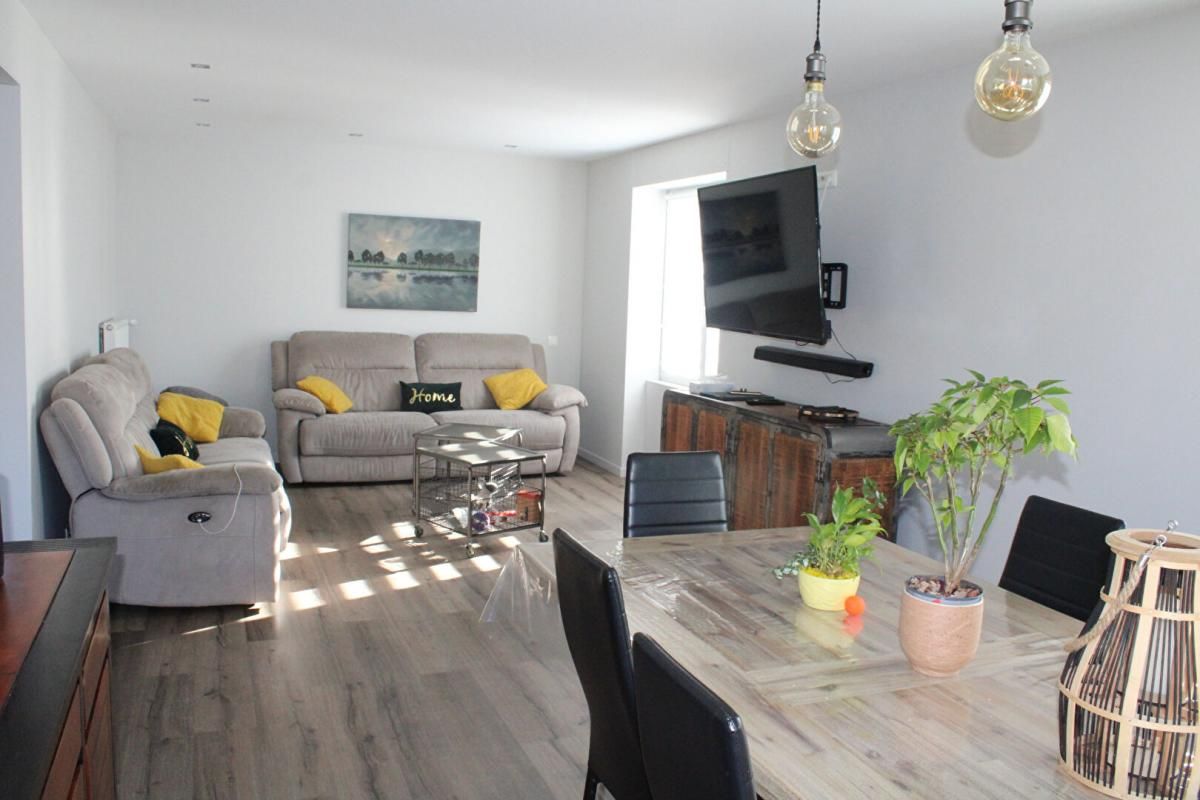 LANGOGNE Maison Langogne avec appartement indépendant et jardins 4