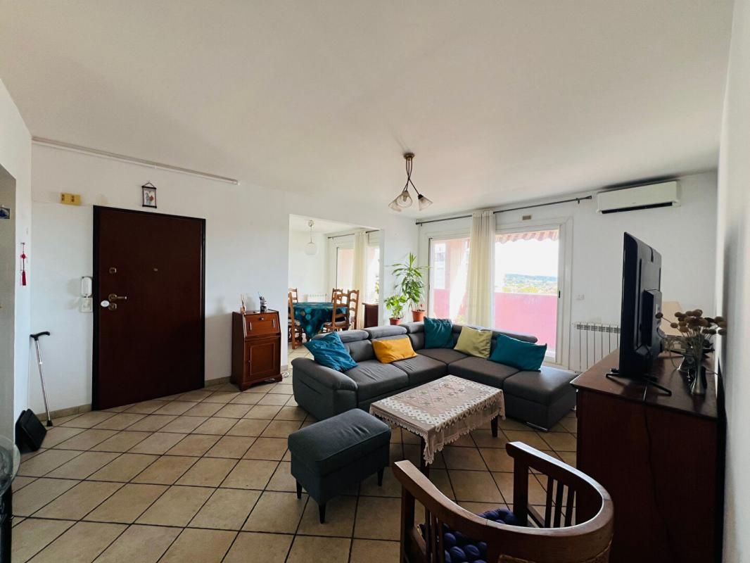 ISTRES Appartement Istres 4 pièce(s) 82 m2 3