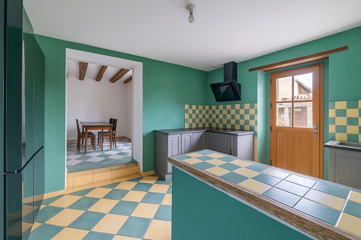 CHATEAU-DU-LOIR Maison Montval Sur Loir 8 pièce(s) 196 m2 4