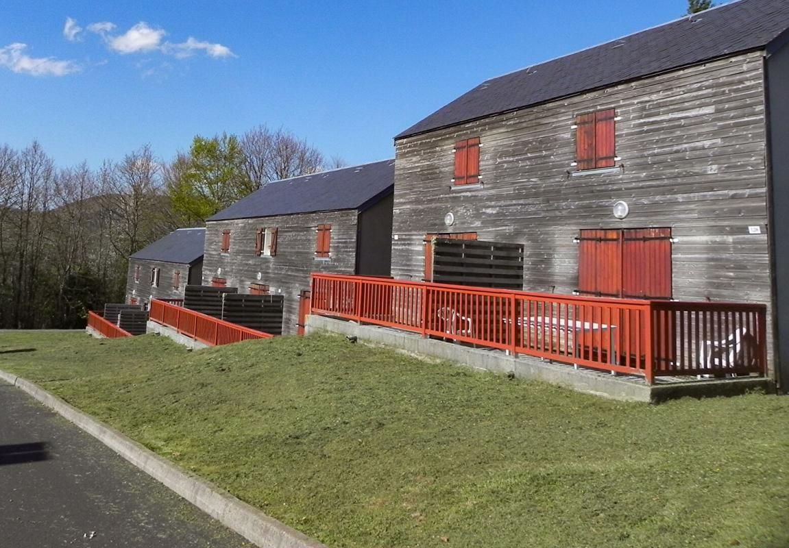 LA SALVETAT-SUR-AGOUT Chalet meublé à vendre La Salvetat-sur-Agout (34) 1