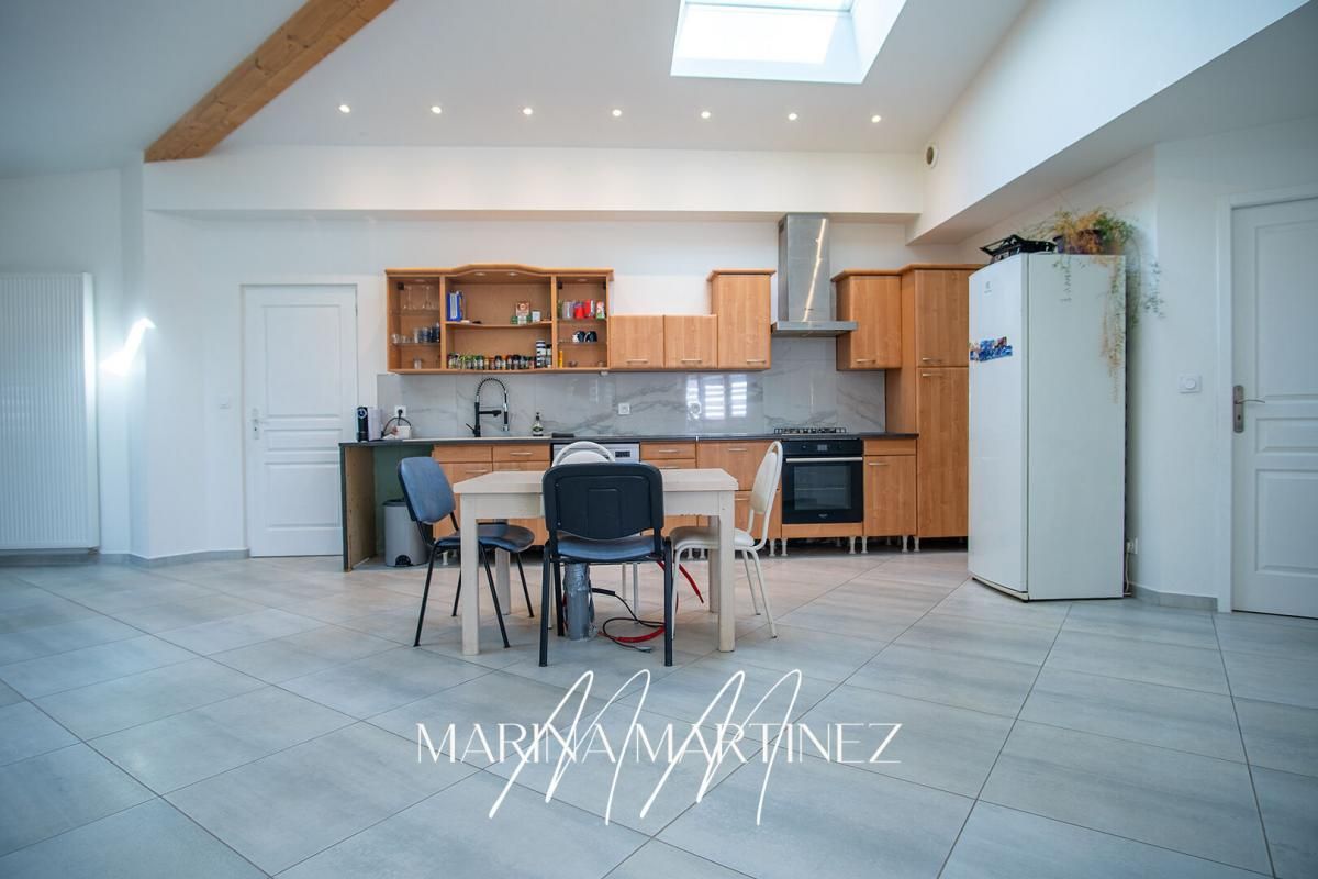 CARCASSONNE Villa plain pied de 170 m2 rénovée avec belles prestations - proche Carcassonne 3