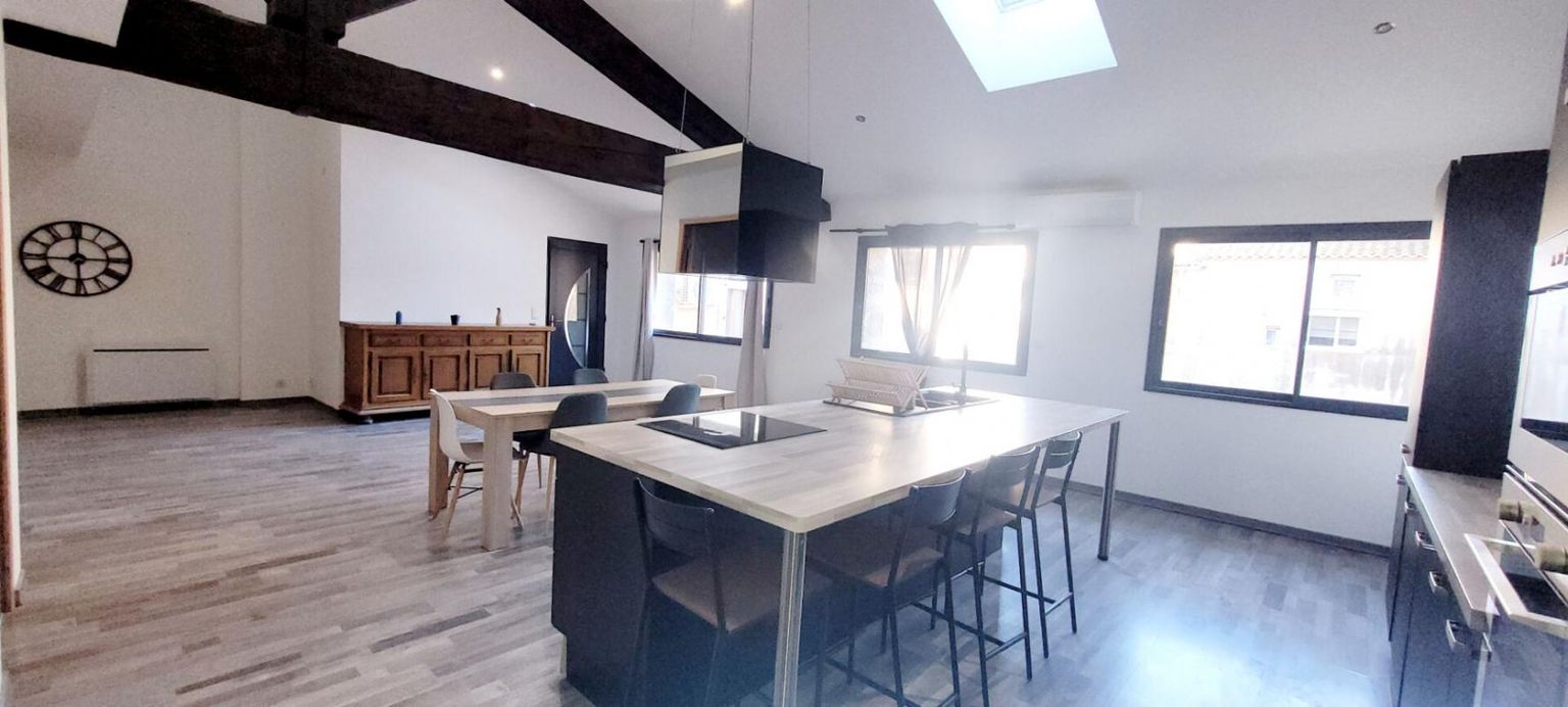 ARMISSAN Maison T5 avec grand garage et cour à Armissan 2