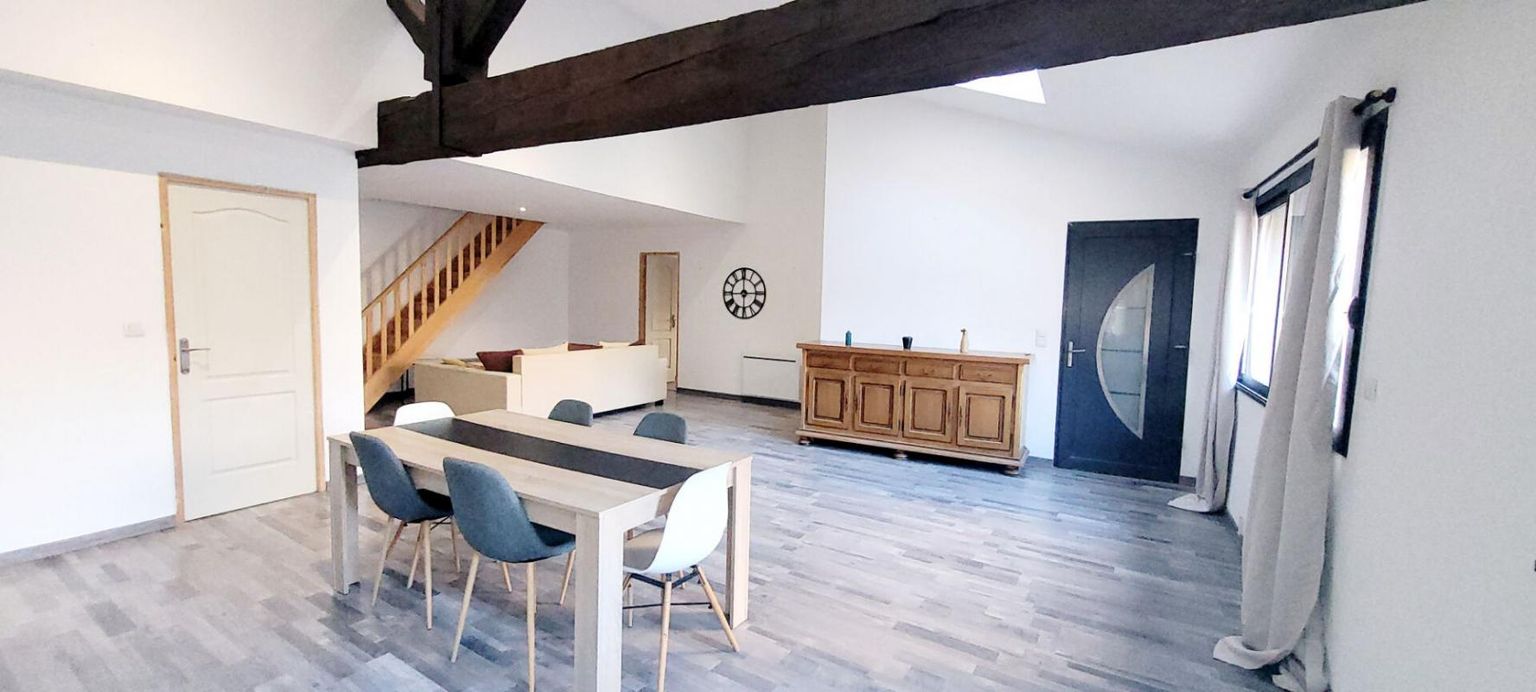 ARMISSAN Maison T5 avec grand garage et cour à Armissan 3