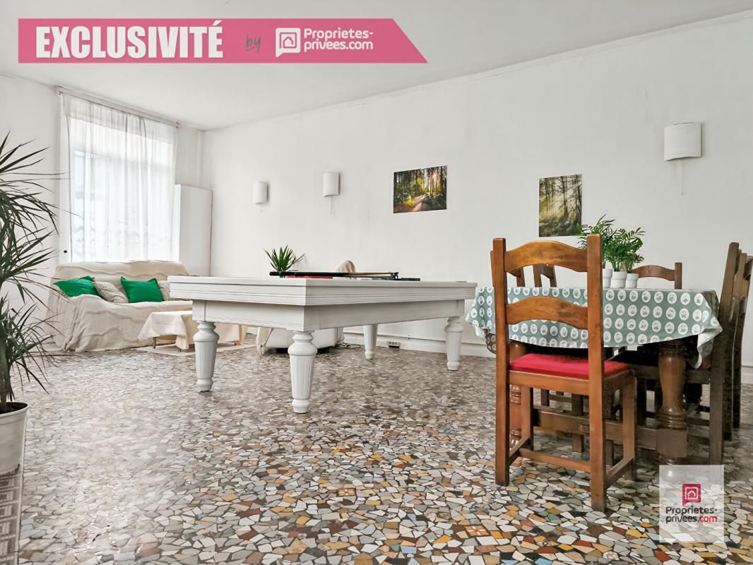 WATTRELOS proche Centre, maison de 143 m2 de type semi plain pied avec 4 chambres, jardin, grenier aménageable