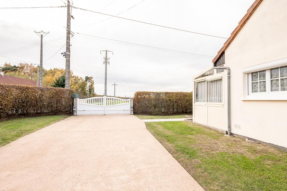 MEUSNES LIEUX UNIQUES ® PROPOSE MAISON PARFAIT ETAT DE 96.25 M² SUR UN TERRAIN DE 734 M² - MEUSNES 2