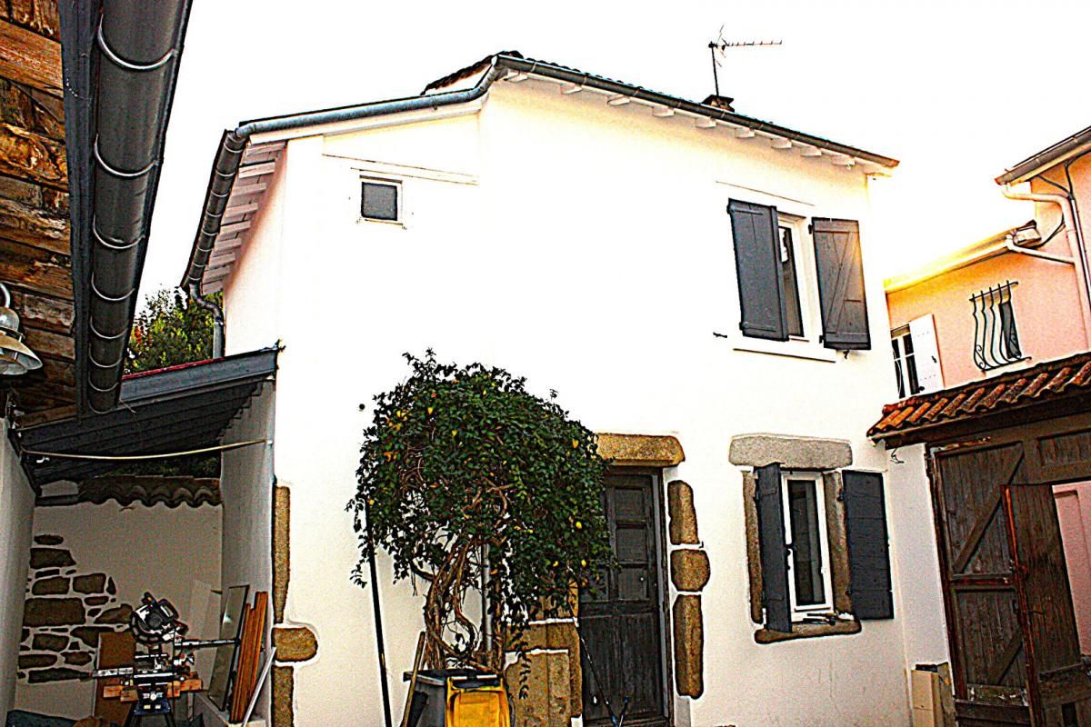 VOURLES Maison de village Vourles 5 pièce(s) 151 m2 3