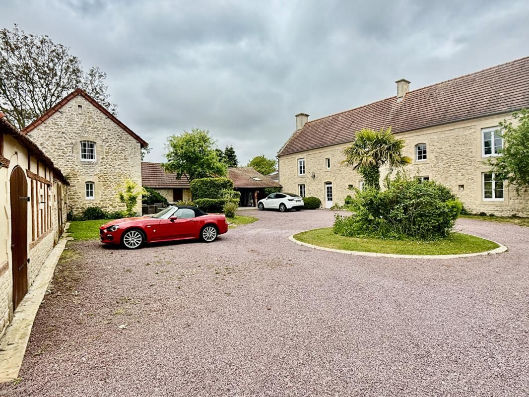 ESQUAY-SUR-SEULLES Demeure de prestige Esquay Sur Seulles 16 pièces 370 m2 2