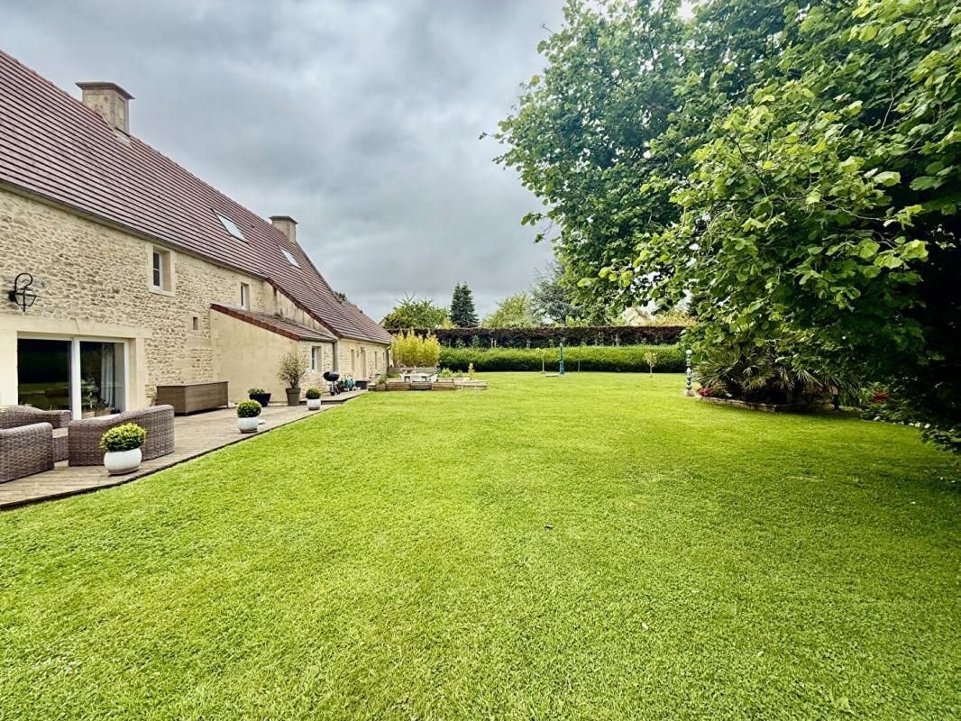 ESQUAY-SUR-SEULLES Demeure de prestige Esquay Sur Seulles 16 pièces 370 m2 4