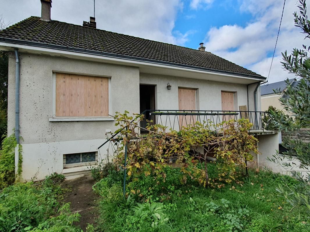 Maison individuelle 4 pièces, 2 cbres sur s/sol, terrain de 897 m2