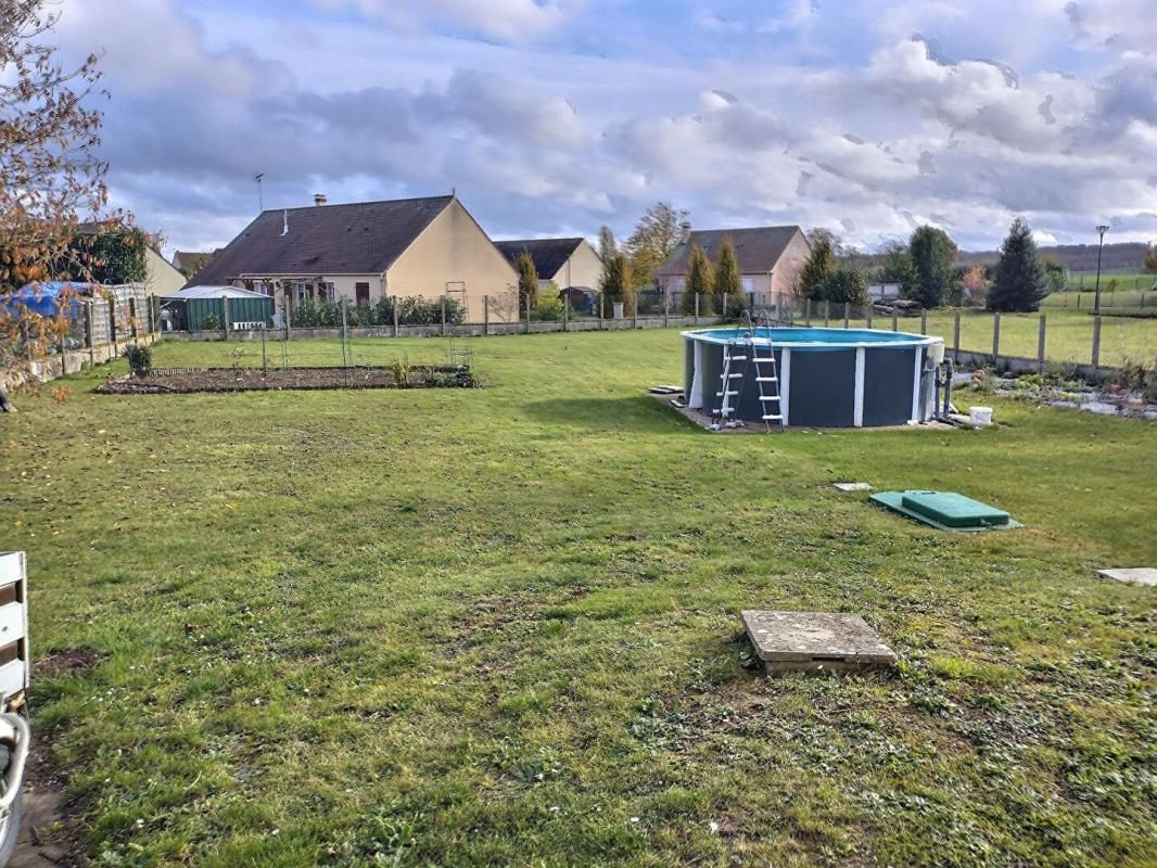 BONNEVAL Maison 130 m2 avec piscine, terrain 1148 m2 et sous-sol- Trizay-les-Bonneval (8 min de Bonneval) 4
