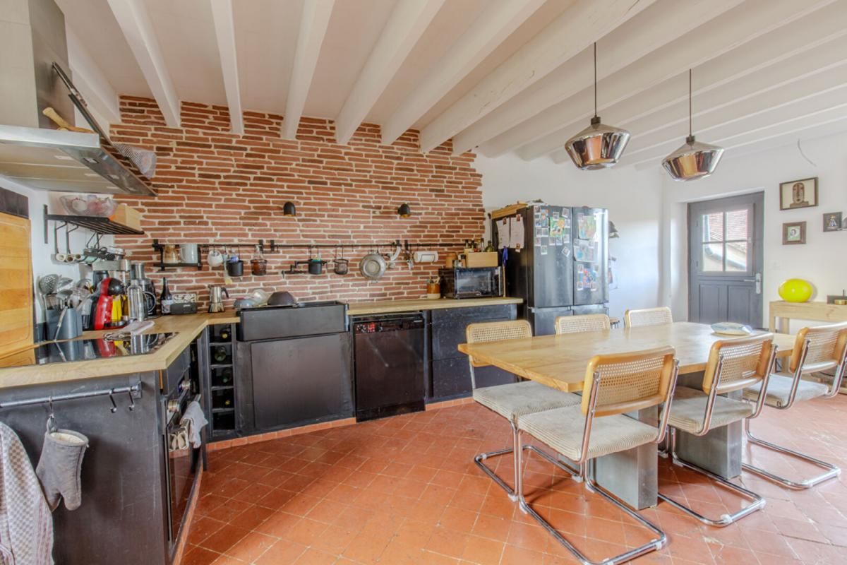 OINVILLE-SUR-MONTCIENT EXCLUSIVITE PROPRIETES-PRIVEES - Maison de charme à Oinville-sur-Montcient 4