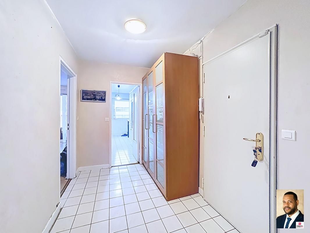 IVRY-SUR-SEINE Appartement  5 pièces 100m² avec cave, balcon et deux parkings 4