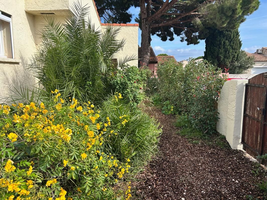 FOS-SUR-MER Villa Fos Sur Mer 4 pièce(s) 89 m2 sur 600m² 2