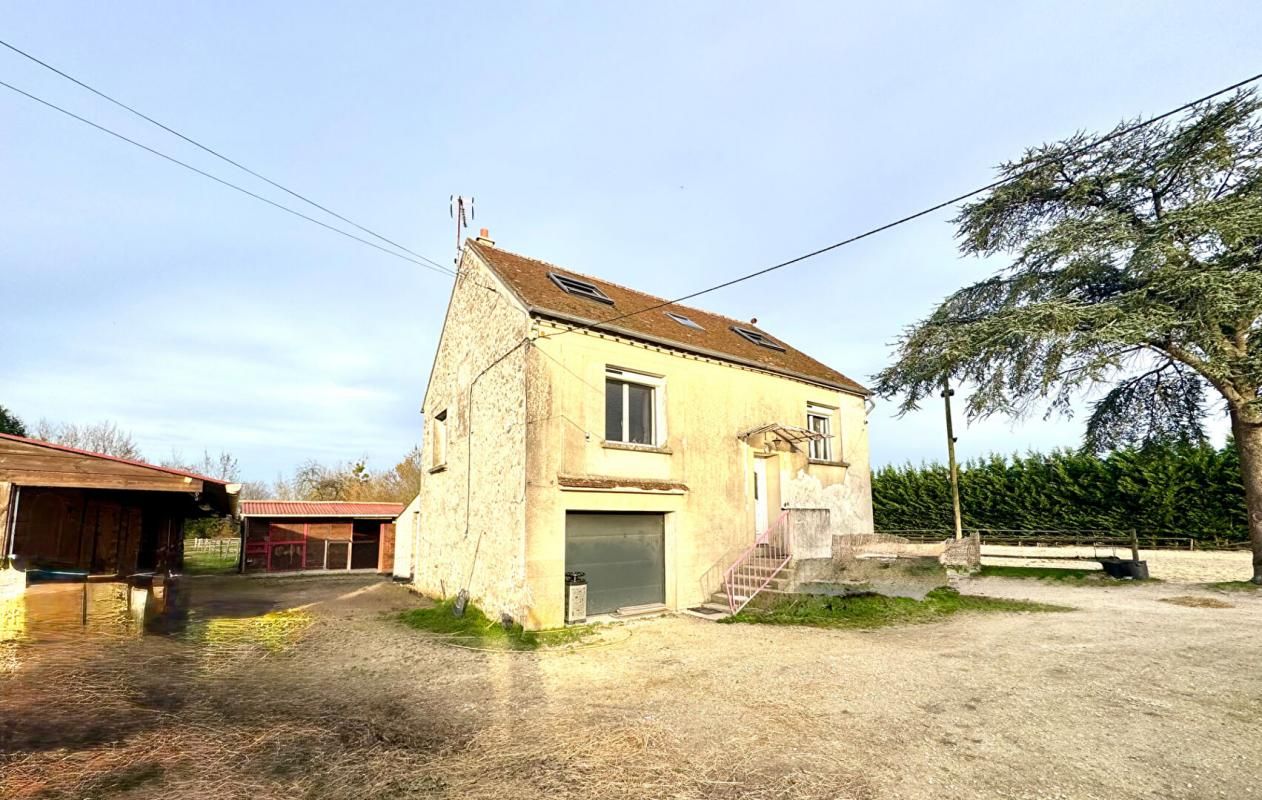 REBAIS Maison 6 pièce(s) 100 m2 + 60 M2 3