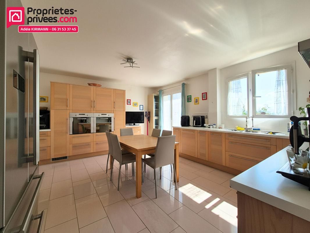 COLLONGES Maison lumineuse 6 pièces - 170m2 - Collonges 01550 - 679'000 3