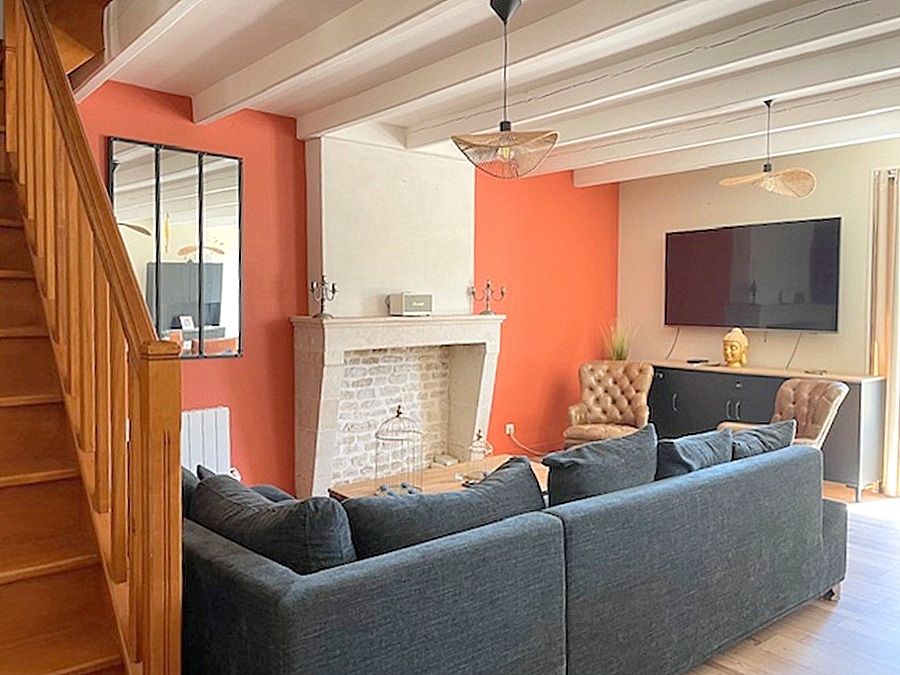 SAINT-JEAN-DE-LIVERSAY Maison en pierre  4 CHAMBRES, jardin et dépendance 1