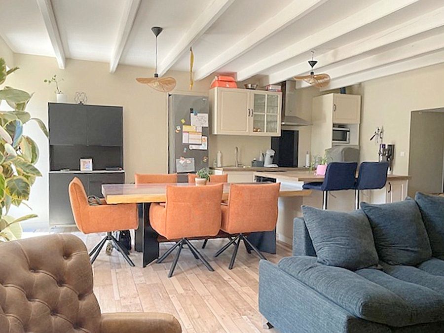 SAINT-JEAN-DE-LIVERSAY Maison en pierre  4 CHAMBRES, jardin et dépendance 2