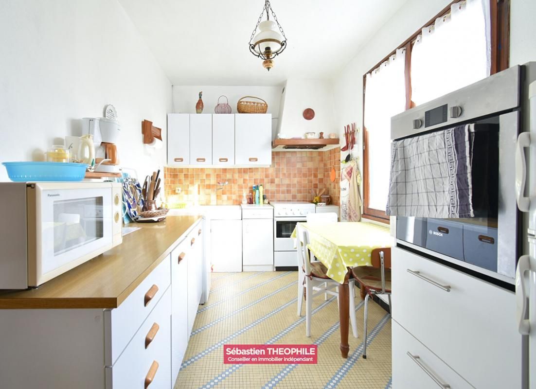 SAINT-HILAIRE-DE-RIEZ Maison Saint Hilaire De Riez 3 pièce(s) 83 m2 4