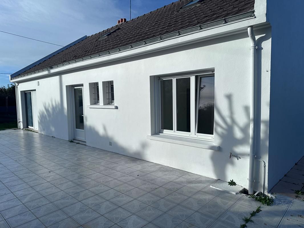 LA PLAINE-SUR-MER Le Cormier   Maison traditionnelle 1