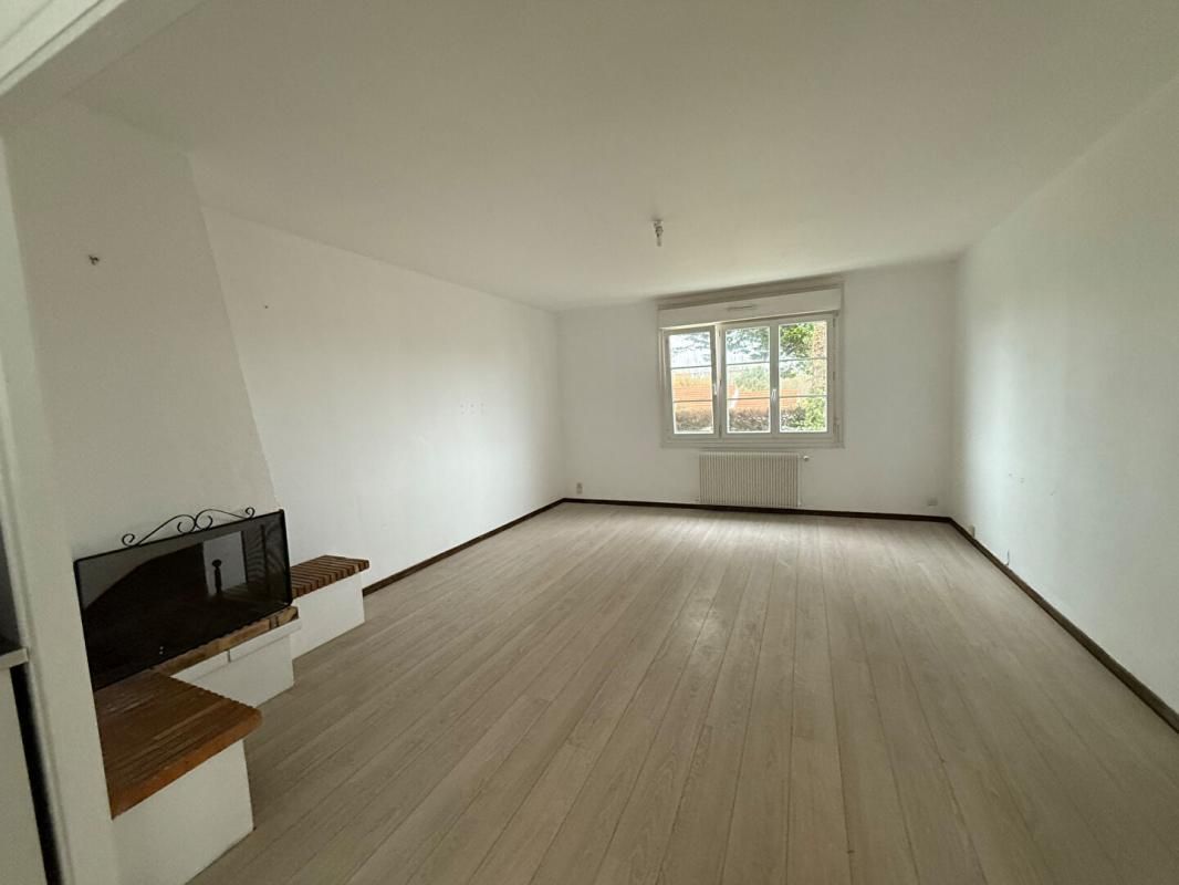 LA PLAINE-SUR-MER Le Cormier   Maison traditionnelle 3