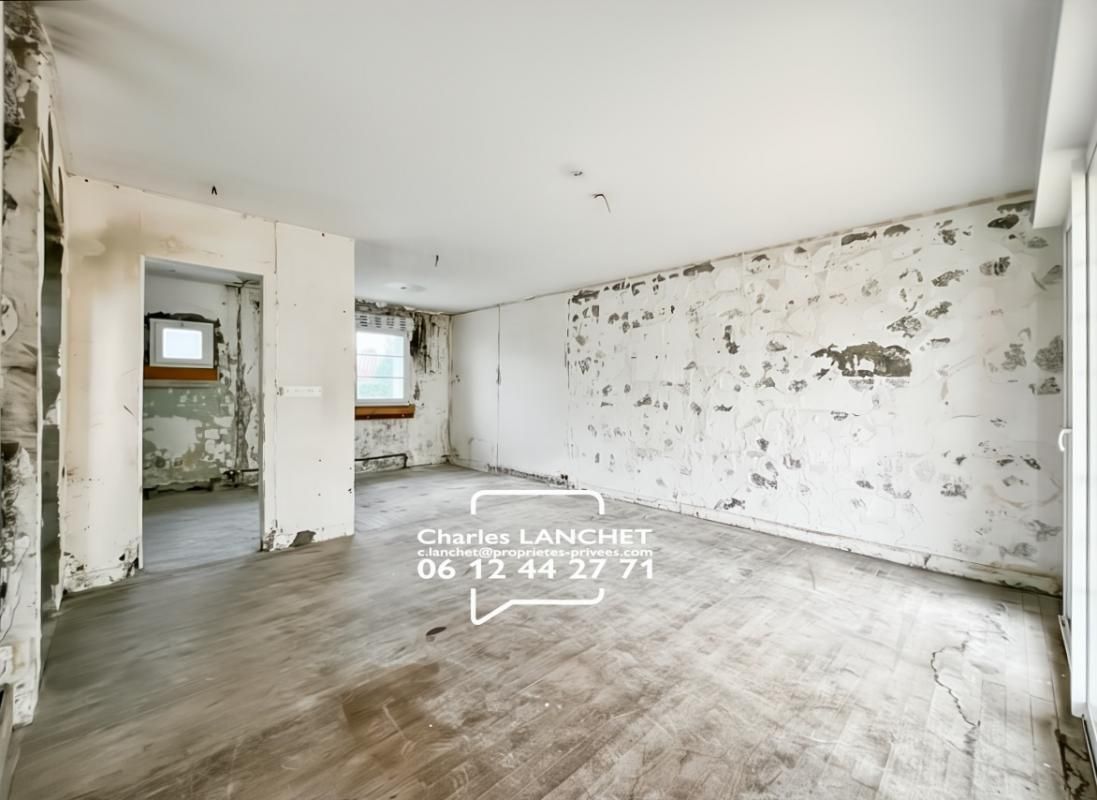 LA COURONNE Maison La Couronne à rénover 86 m2 3