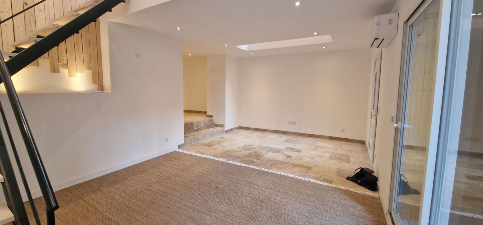 L'ISLE-SUR-LA-SORGUE Appartement 4 pièces 105 m2 3