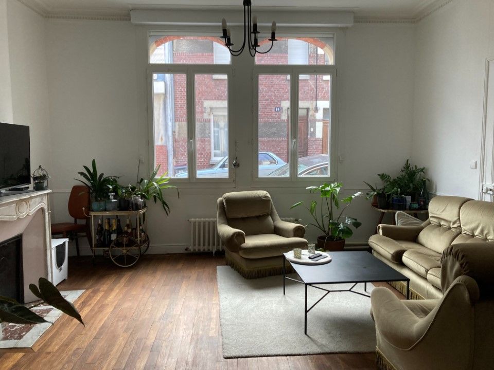 SAINT-QUENTIN BELLE MAISON DE CARACTERE CENTRE VILLE 2