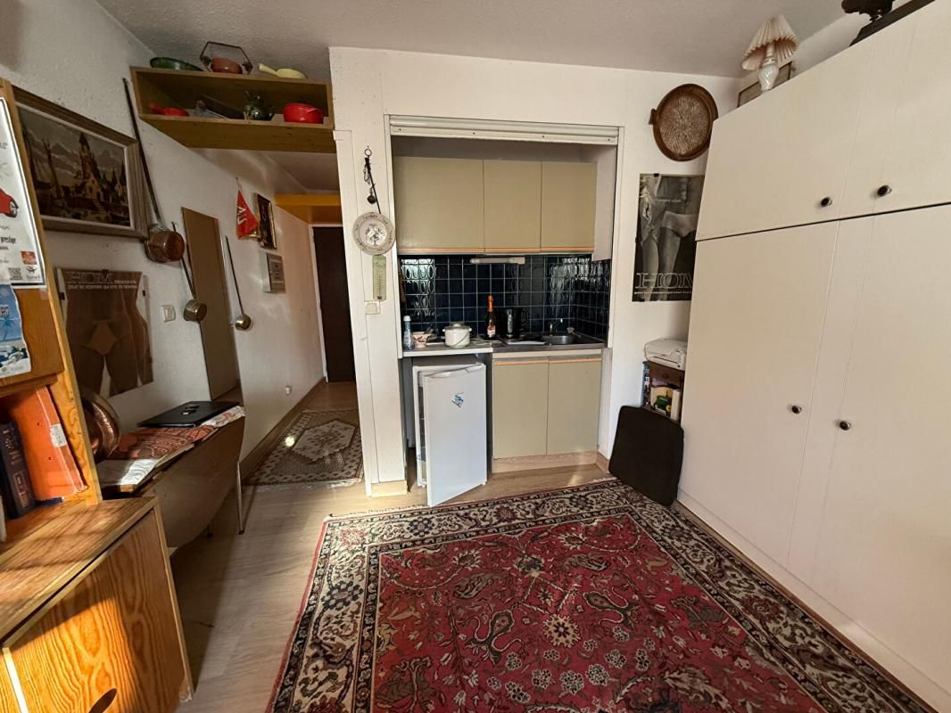 STUDIO PLUS PARKING CENTRE VILLE