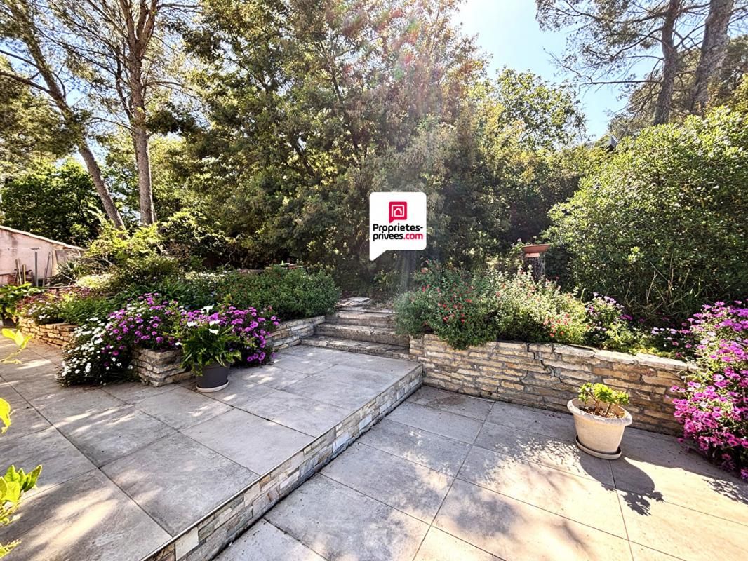 SAINT-AUNES Villa T7 SAINT AUNES  de 210m² avec vue imprenable et piscine 4