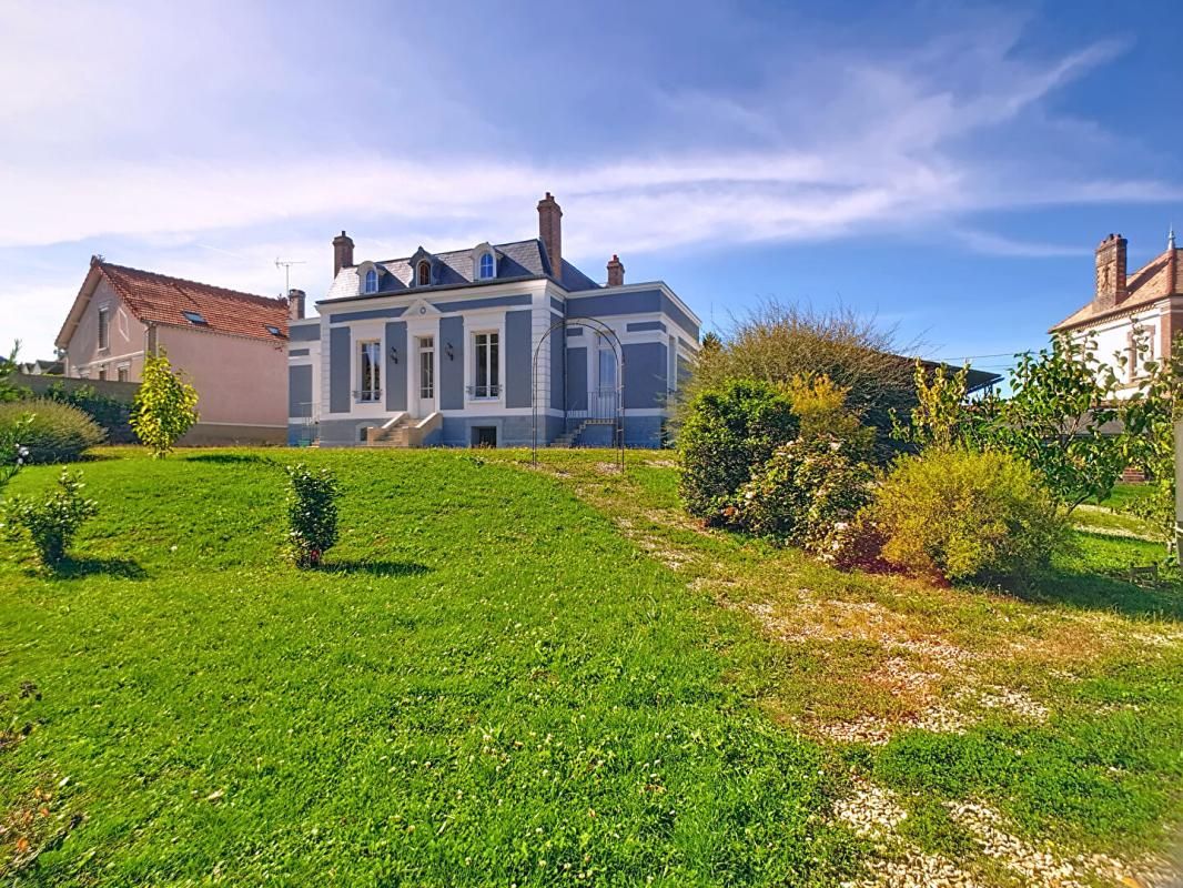 EGRISELLES-LE-BOCAGE Maison de maître en Bourgogne, 6 pièce(s) 225 m2 sur 4.547 m² terrain 3