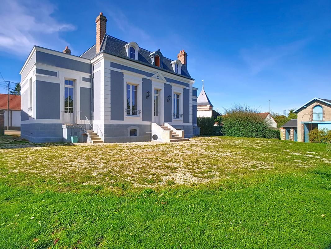 EGRISELLES-LE-BOCAGE Maison de maître en Bourgogne, 6 pièce(s) 225 m2 sur 4.547 m² terrain 4