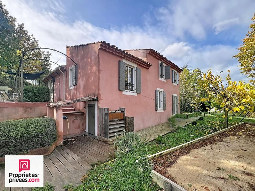 RIANS RIANS VILLA T6 avec piscine sur 13612 m² 3