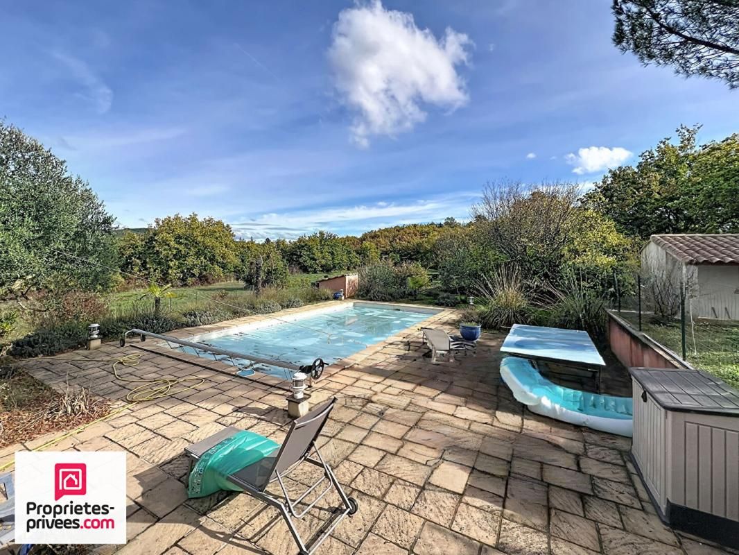 RIANS RIANS VILLA T6 avec piscine sur 13612 m² 3